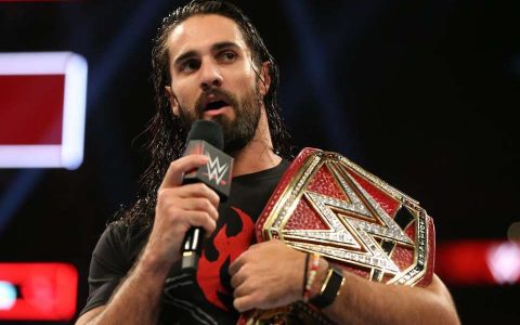 WWE粉丝对赛斯罗林斯的反对声音越来越大，让人无法忽视！