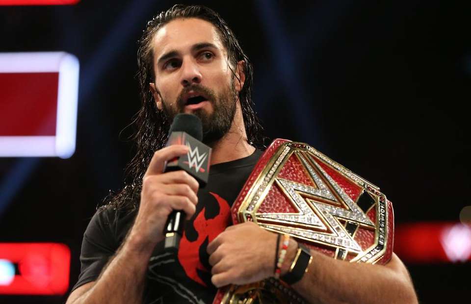 WWE贝基林奇终于站出来为罗林斯辩护,怒怼AEW老前辈!