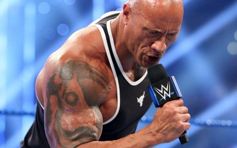 Smackdown Fox首映后巨石强森会出席明日的WWE“地狱牢笼大赛”吗？