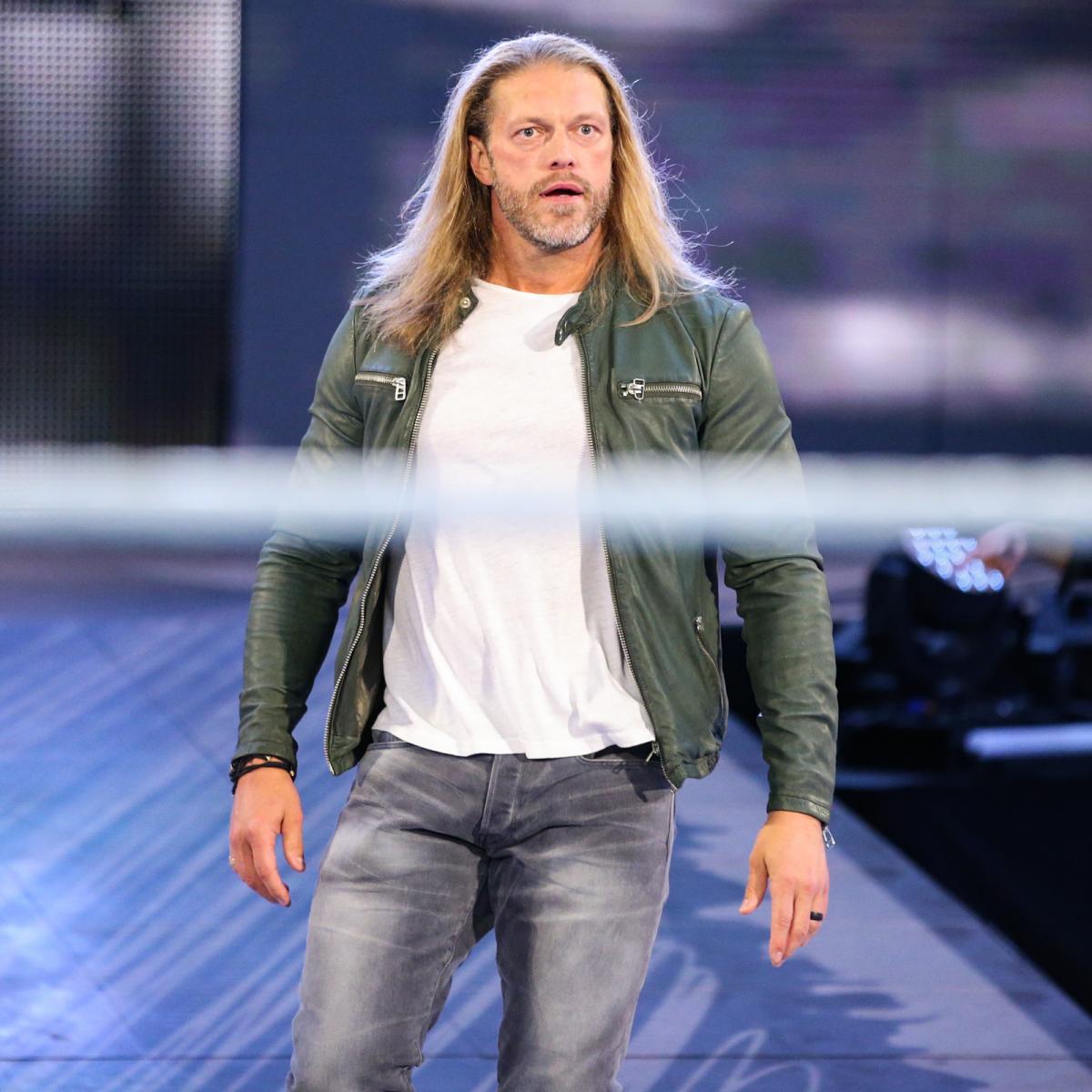 WWE名人堂巨星艾吉被批准参加比赛,回归倒计时