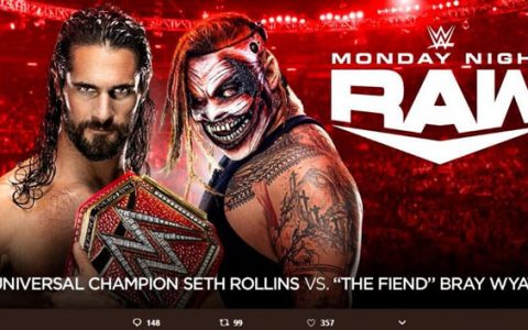 WWE连续安排两场罗林斯与邪神铁笼比赛