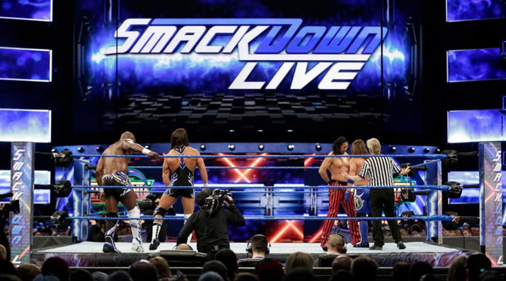 WWE士气再次暴跌,而且看不到尽头就像玩火自焚!