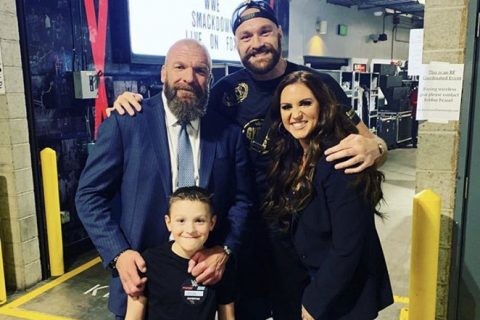 执行副总王大锤说明为什么泰森富里那么适合WWE