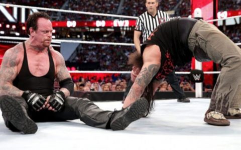 WWE皇冠宝珠赛事之前，WWE能做到吗？