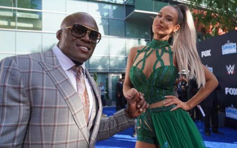WWE摔迷太过入戏，鲍比莱斯利竟然收到粉丝的死亡威胁