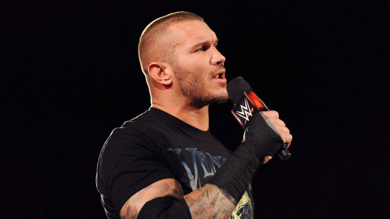 WWE毒蛇奥顿是不是没被石头砸过屁股！约战摔角狂潮36