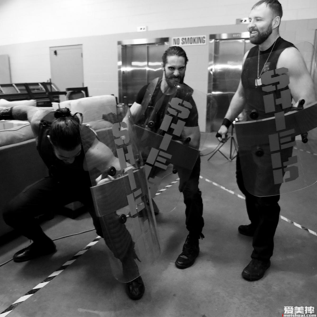WWE捍卫者组合解散前夕精彩瞬间