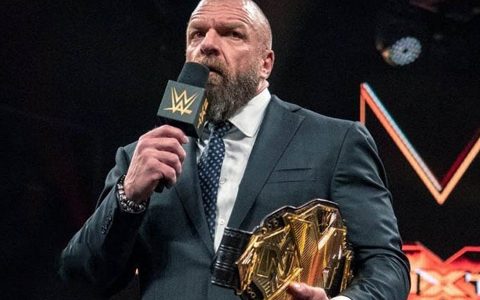 SmackDown新闻：前WWE冠军或惊喜归回RAW特别篇？