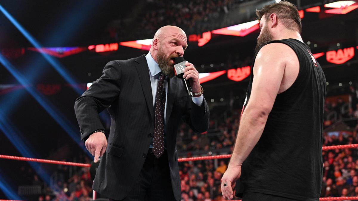 Triple H想让凯文欧文斯Kevin Owens加入NXT导致斗殴照片 _ WWE