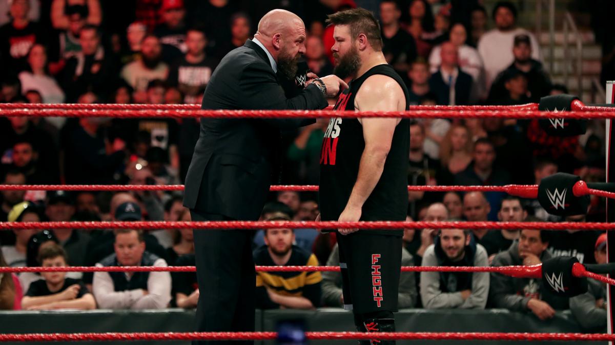Triple H想让凯文欧文斯Kevin Owens加入NXT导致斗殴照片 _ WWE