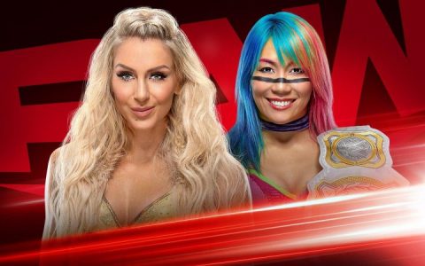 WWERAW明日华和夏洛特福莱尔