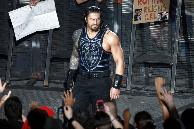 WWE大狗罗门评论了面对粉丝批评的罗林斯