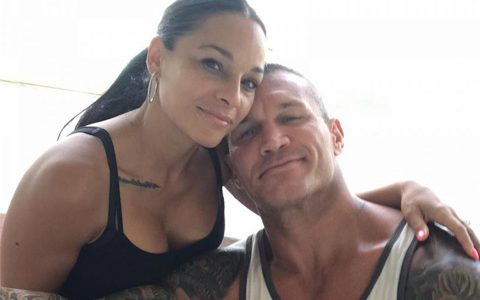 兰迪奥顿和他老婆秀恩爱