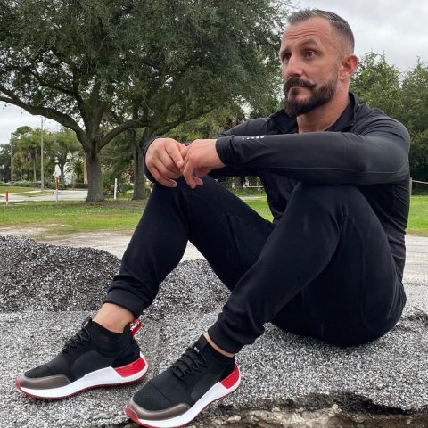 WWE超级巨星thebobbyfish