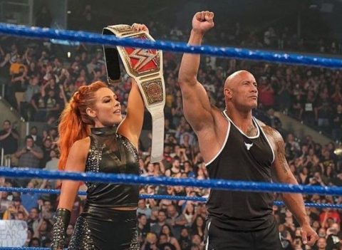 贝基·林奇(Becky Lynch)和The Rock on SmackDown在FOX上的首次亮相