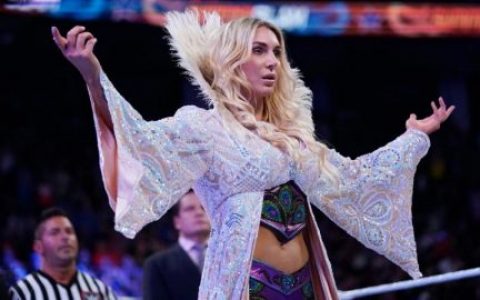 wwe超级巨星夏洛特弗莱尔