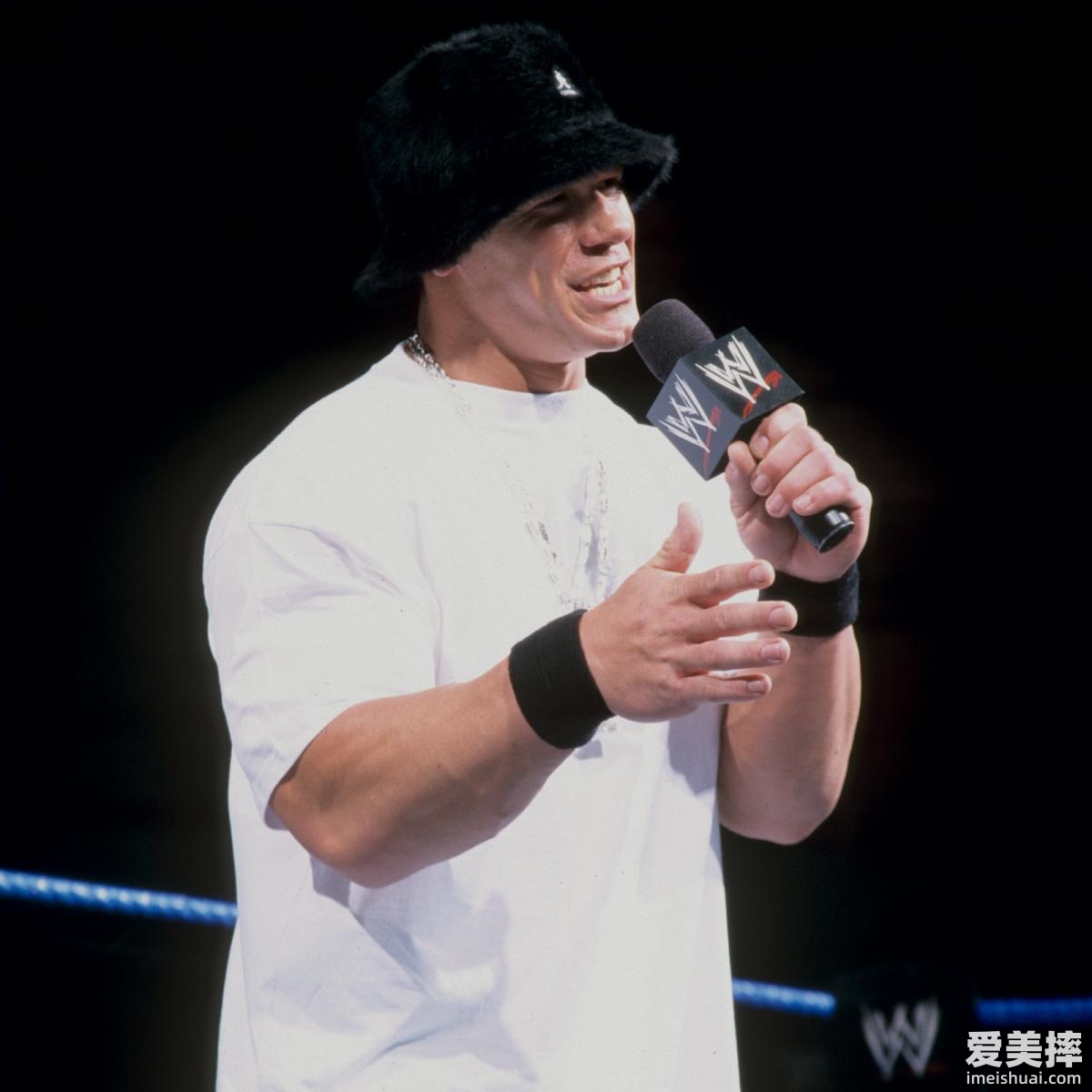 WWE超级巨星“约翰塞纳”初入WWE经典照片