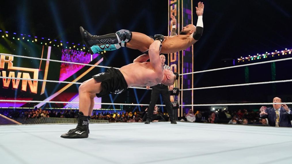 丹尼尔·布莱恩(Daniel Bryan)回顾和布洛克·莱斯纳(Brock Lesnar)打比赛很兴奋,称赞他是绝对的摔角天才