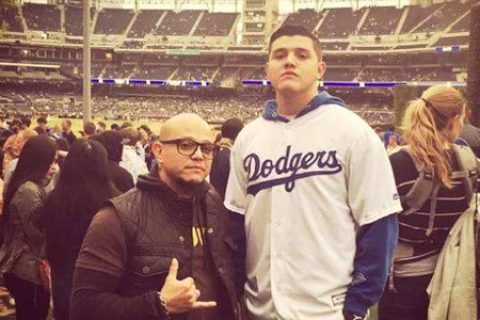 WWE619大师神秘人雷尔即将退役，无缘上演父子组合？