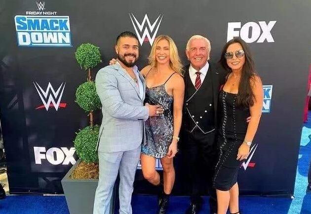 WWE摔小辉新闻:文斯麦克曼终于透露,安德雷德难上位的原因!