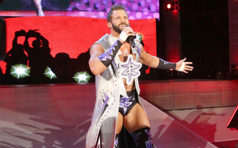 马特·卡多纳回顾WWE角色扎克·莱德，认为想要生存，必须脱颖而出