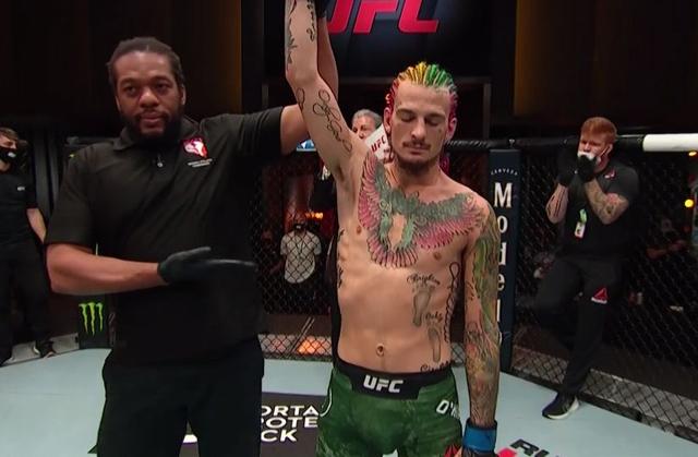 UFC250:母狮五回合碾压斯宾瑟,花脖科迪压哨KO少年归来! UFC250:母狮五回合碾压斯宾瑟,花脖科迪压哨KO少年归来!