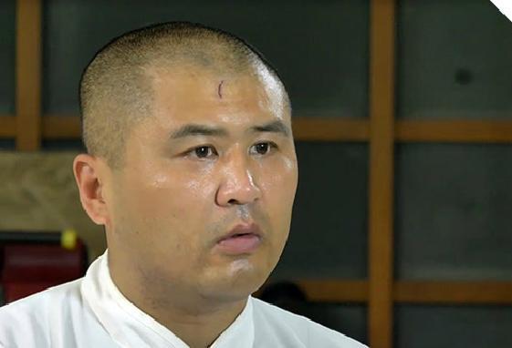 太极雷雷:李景亮打一场UFC就3万,输赢都得看白大拿的心情 太极雷雷:李景亮打一场UFC就3万,输赢都得看白大拿的心情