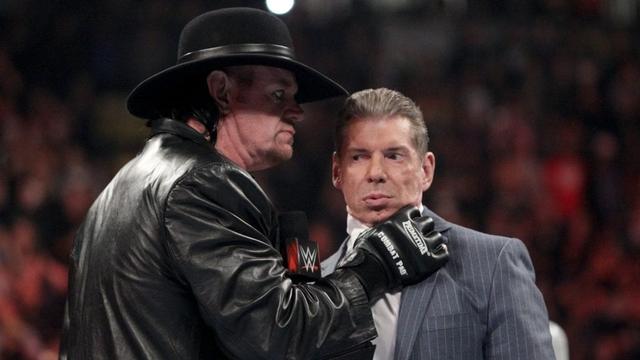 WWE送葬者(The Undertaker)：那一瞬间，我真想狂扇文斯一巴掌！