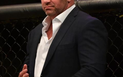 UFC地震了！白大拿剥削拳手导致众叛亲离