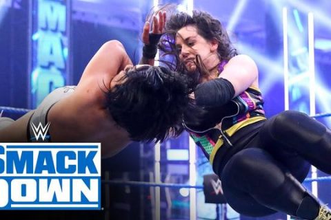 Smackdown战报：女子双打冠军易手，贝莉成为双料冠军，莎夏班克斯表现抢眼！