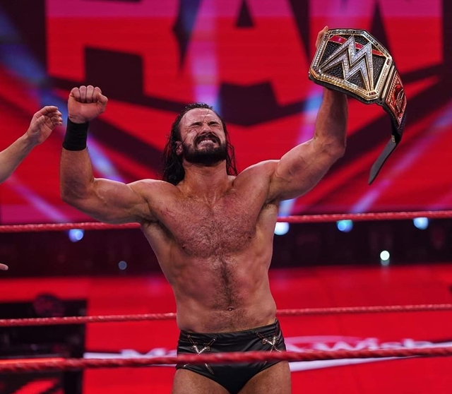 WWE兰迪RKO惹怒高层？RAW收视率上升！德鲁迎接粉丝第一人？