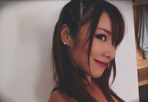宝城海里被解雇引爆舆论风暴!RAW现场高呼“#WeWantKairi”,WWE是否会再次妥协?