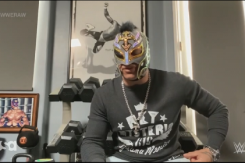 WWE巨人明星应该是推翻神秘人雷尔美国冠军统治的人