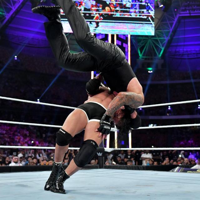 WWE《送葬者(The Undertaker)：最后一程》第四集：畅谈与高柏对决，内心纠结加剧