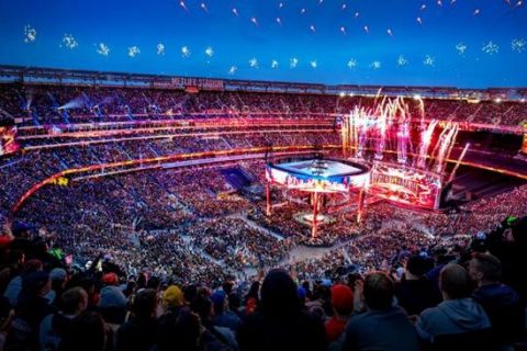 外媒推测现场观众回归WWE与AEW节目，最迟或许要等到2021年！