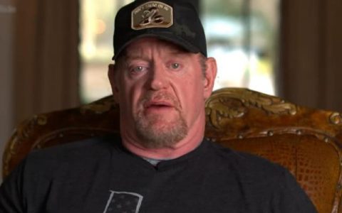 WWE选手送葬者谈论马克·亨利为什么不能喝酒,因为喝了酒容易进监狱