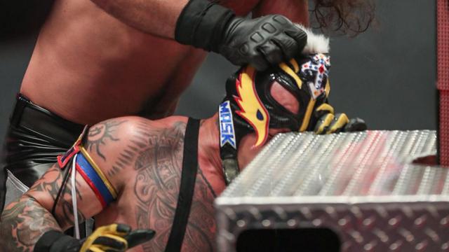 WWE神秘人雷尔正式就退役声明做出表态,多米雷克替父复仇心切! WWE神秘人雷尔正式就退役声明做出表态,多米雷克替父复仇心切!