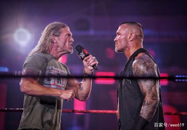 WWE《爆裂震撼2020》RKO导致艾吉受伤 透露艾吉受伤的细节 WWE《爆裂震撼2020》RKO导致艾吉受伤 透露艾吉受伤的细节