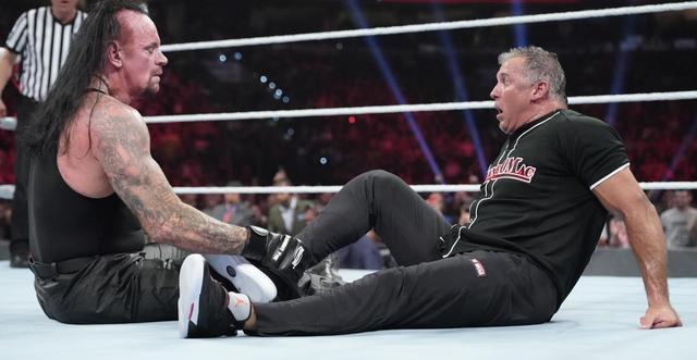 WWE《送葬者(The Undertaker)：最后一程》第四集：畅谈与高柏对决，内心纠结加剧