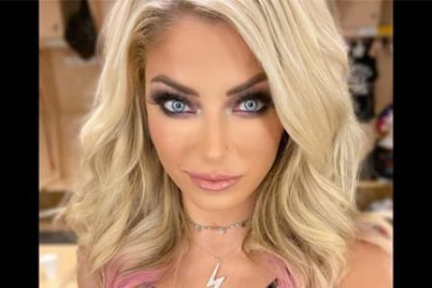 WWE女神布利斯公布新恋情,疯狂网友扬言要杀其男朋友!