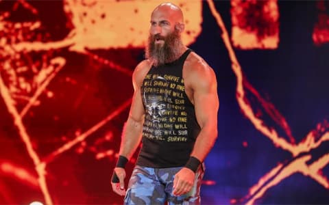 剧情致敬WWE经典瞬间！托马索·切帕（Tommaso Ciampa）在AEW突然转反派引爆讨论