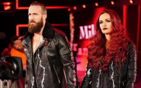 怀孕后遭到解雇，玛利亚公开指责WWE