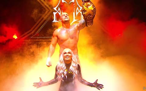 新任NXT冠军卡里昂·克罗斯比赛中途肩膀断裂，Triple H透露伤势严重可能休赛