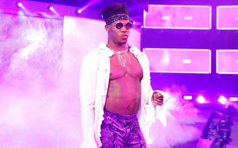 天鹅绒之梦恋童癖事件还在发酵！WWE公司选择暂且相信选手