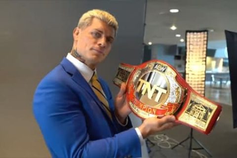 回归WWE!贝利邀请AEW副总裁科迪罗兹参加她的新脱口秀节目?