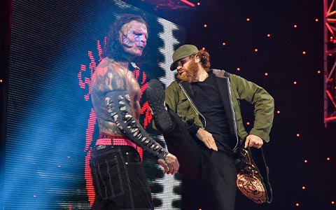 WWE最强喷子!萨米·辛刚刚回归就怼天怼地藐视一切