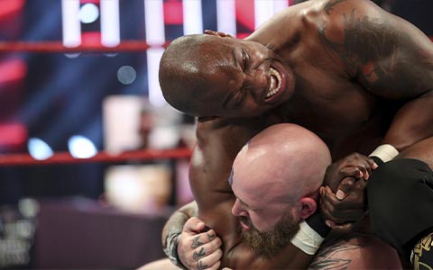 老兵不死只是凋零!盘点2020年WWE擂台上年龄最大的选手