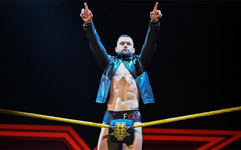 芬·巴洛尔斩获NXT冠军头衔!王大锤发文祝贺恶魔王子