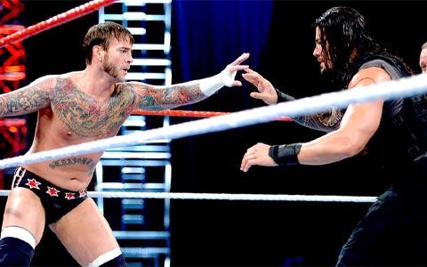 罗曼雷恩斯炮轰CM朋克:“我不是他那种人,我会一直热爱WWE”