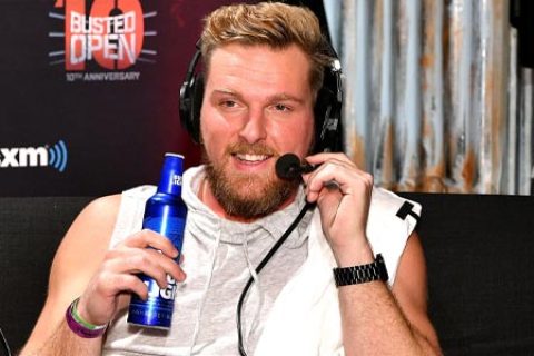 “真的太累了！”帕特·麦卡菲亲述告别WWE RAW评论席的真实原因